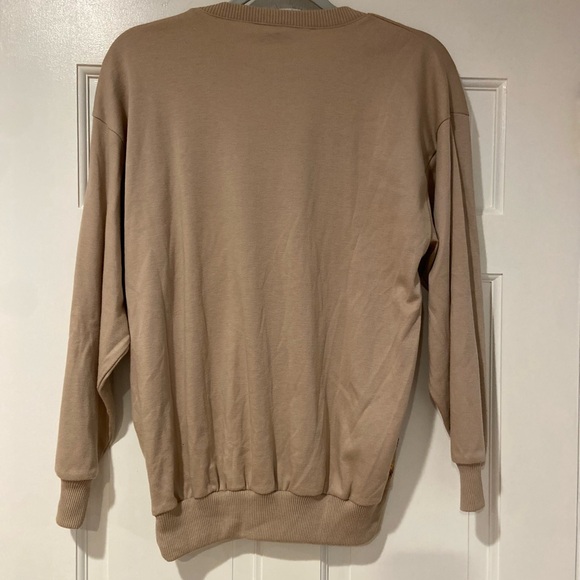 Vintage Stephanie Embellished Sequin Sweatshirt – Size M – Made in Hong Kong - Picture 3 of 6